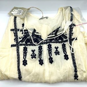 NWT World Market Natalie Cream and blue Coverup | Size: S/M